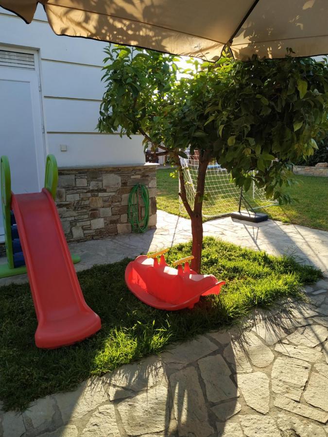 Kesi Beach House Волос Екстер'єр фото