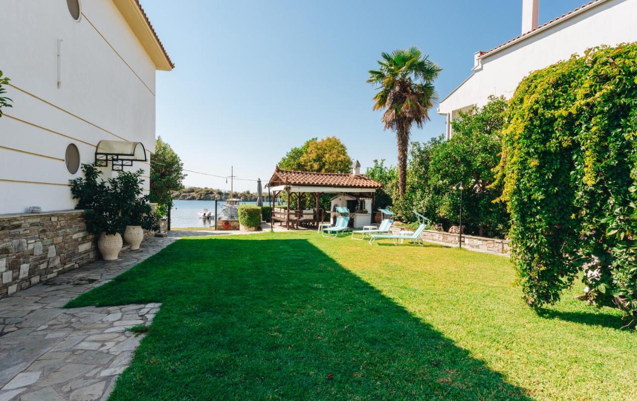 Kesi Beach House Волос Екстер'єр фото