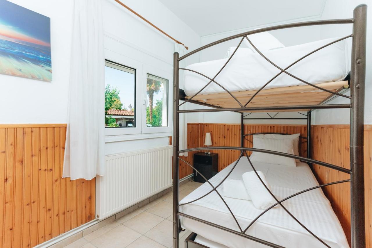 Kesi Beach House Волос Екстер'єр фото