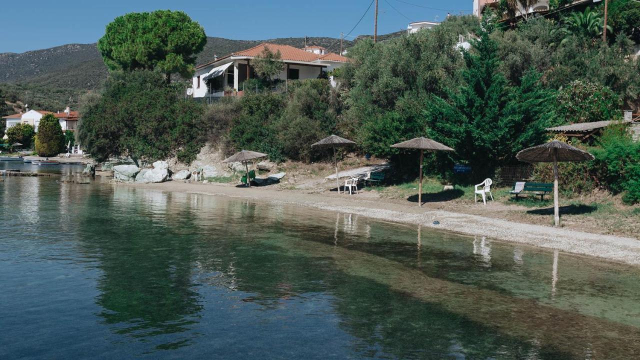 Kesi Beach House Волос Екстер'єр фото