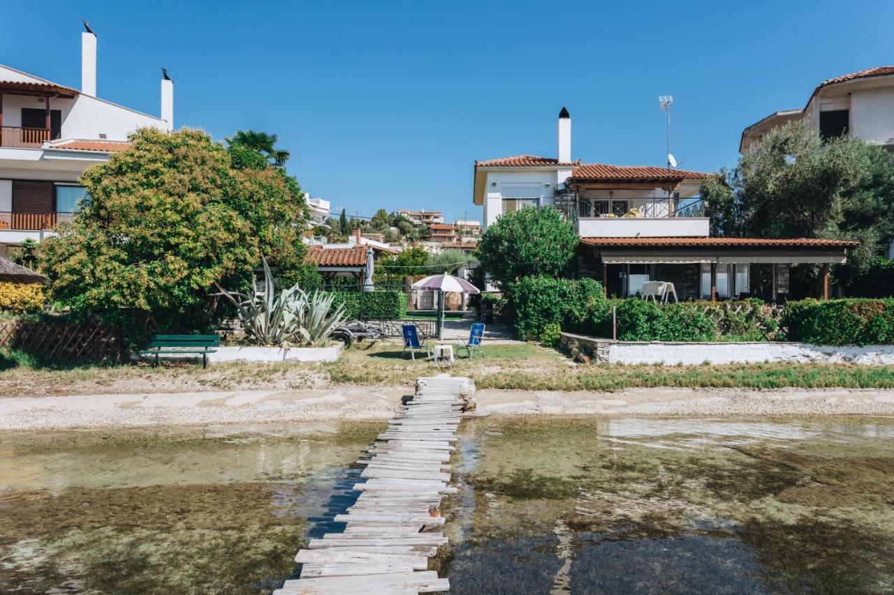 Kesi Beach House Волос Екстер'єр фото